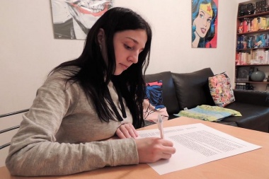"Blondi", un cuento de Irina Marinelli