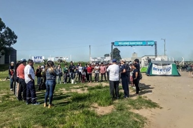 Las familias que dependen del relleno sanitario necesitan trabajar para comer