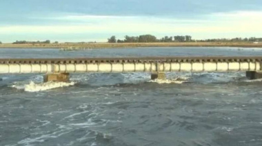 Alerta en ruta 5 por la erosión del río Salado