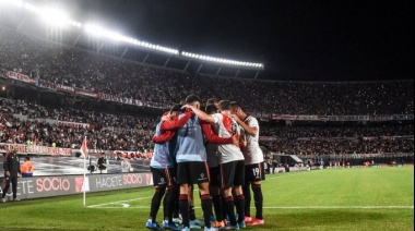 River Plate goleó a Argentinos Juniors y quedó escolta de Racing