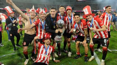 Estudiantes  superó a Vélez  y se consagró campeón