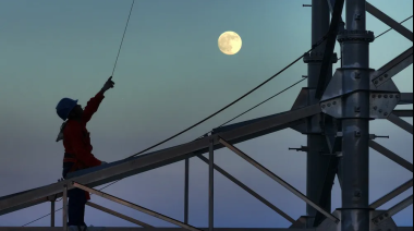 El Gobierno desmiente que se piense en una jornada laboral de 12 horas