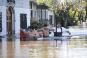 Nadie se inunda solo