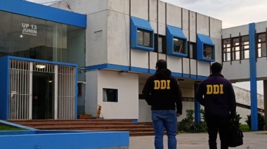 Allanan la UP13 por hechos de extorsión vía celulares