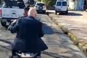 Atacaron con piedras a la caravana de Milei en Lomas de Zamora y debieron evacuar a la comitiva