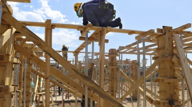 Las supertasas de Caputo paralizaron el crédito hipotecario y las obras de los desarrollos inmobiliarios