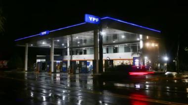 Nafta más barata a la madrugada: Cuándo comienzan las pruebas