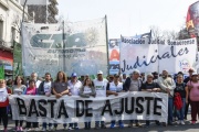 Estatales y judiciales bonaerenses cumplen un paro nacional con movilización