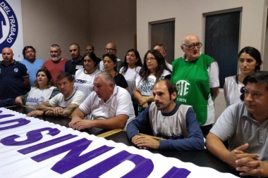Los sindicalistas locales cargaron otra vez  contra el intendente Pablo Petrecca