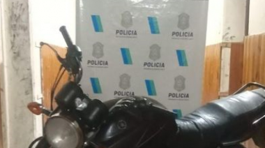 Atraparon a un ladrón porque se cayó de la moto y se fracturó