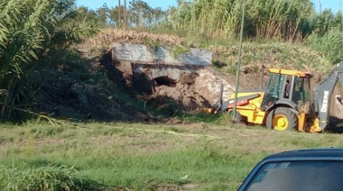 Otra vez arrancaron los trabajos para reabrir la alcantarilla de calle Chile