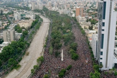 Cómo se gestó la marcha más masiva desde el regreso de la democracia en Chile