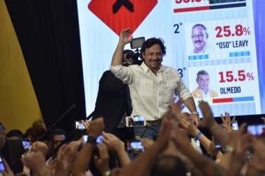 Gustavo Sáenz se impuso por una amplia mayoría y es el nuevo gobernador
