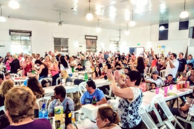 Unidad Ciudadana festejó el día del militante con un masivo almuerzo