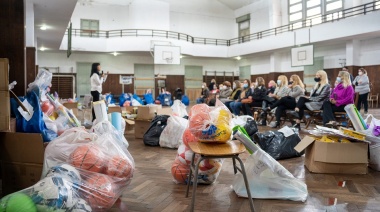 La Provincia entregó materiales para las escuelas de Junín