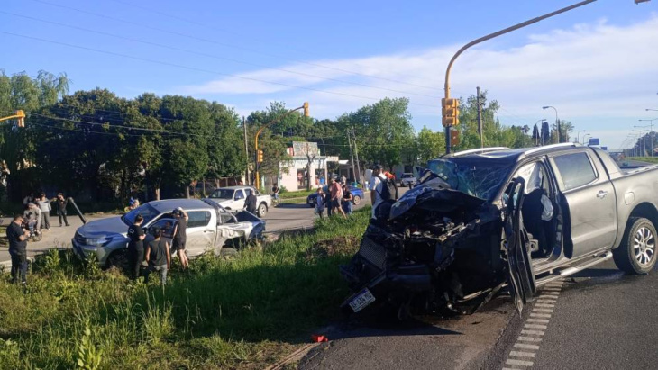 Impactante choque en cadena en la Ruta 3: dos heridos y cinco vehículos ...