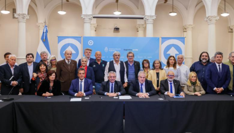 El Gobierno Nacional anunció un acuerdo paritario con los gremios ...