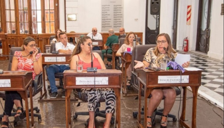 Denuncian que el intendente de San Nicolás beneficia a una empresa a cambio de 300 millones