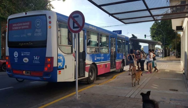 La UTA anunció un paro de colectivos para este jueves en el interior ...