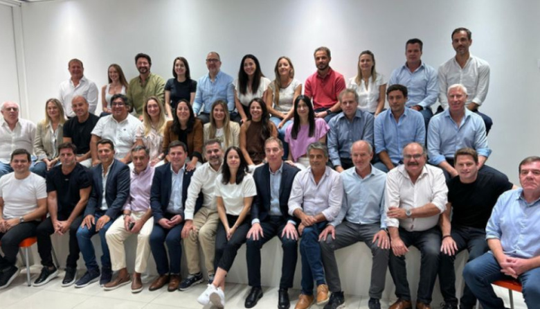 Entre tironeos y resistencias, Ritondo busca acercar el PRO a LLA