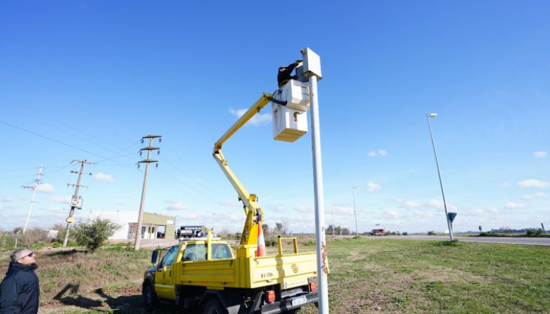 Avanzan obras de iluminación en rutas bonaerenses