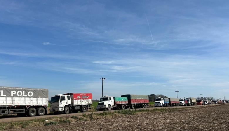 ¿Abuso de poder? Reclamo de camioneros en Agustín Roca