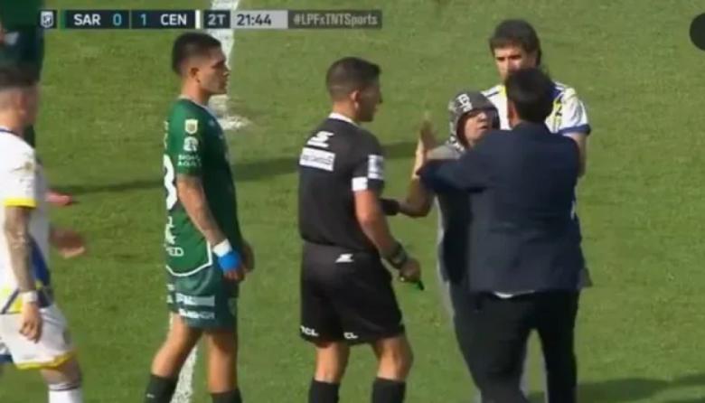 El hincha que encaró al árbitro Merlos en Sarmiento-Central contó por qué lo hizo