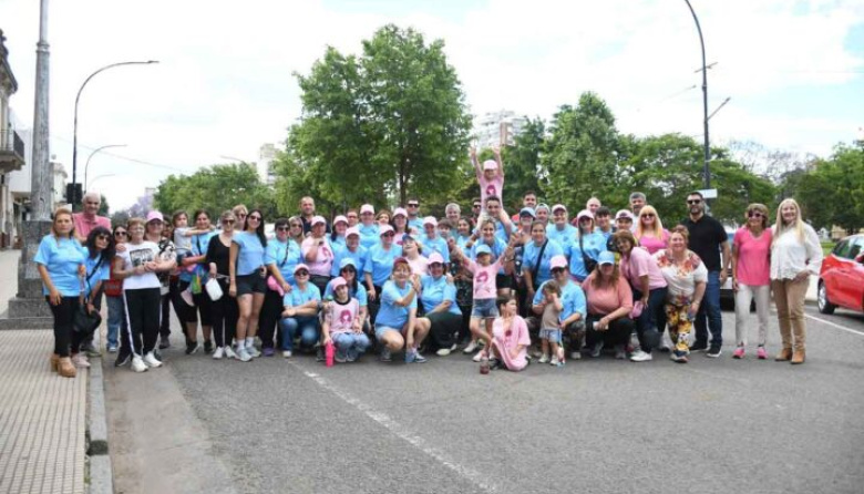 Emotiva jornada de concientización: pacientes oncológicos y autoridades locales, unidos contra el cáncer