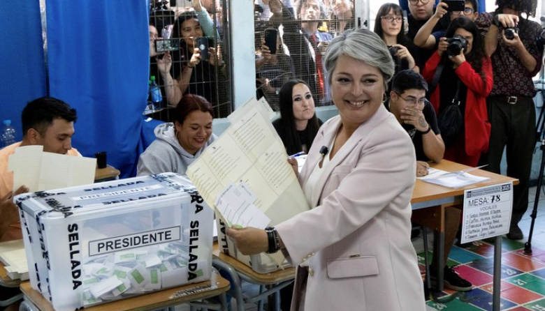 Una amplia participación y sin incidentes, cierran las urnas y comienzan a contar los votos