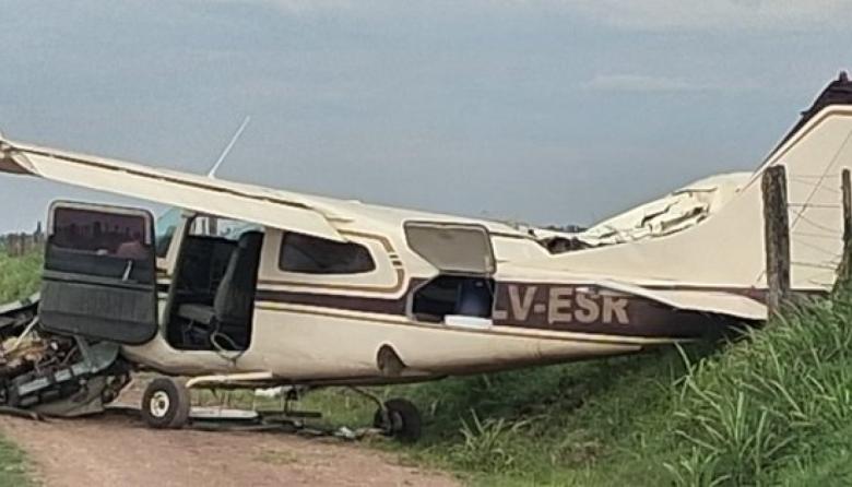 Santa Fe: Hallaron cocaína en un avión que realizó un aterrizaje forzoso