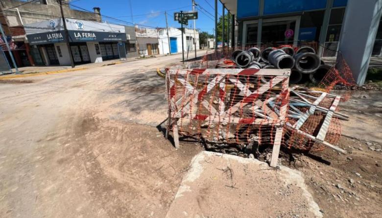 Más reclamos a Kicillof: en Pergamino lo cruzaron por frenar una obra hidráulica
