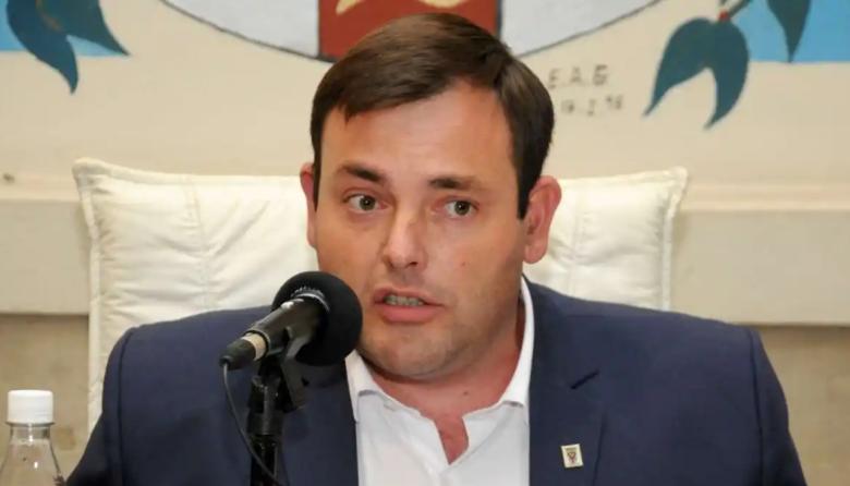 Rojas: El intendente retiró el proyecto de tasa al combustible tras escuchar el reclamo de los vecinos