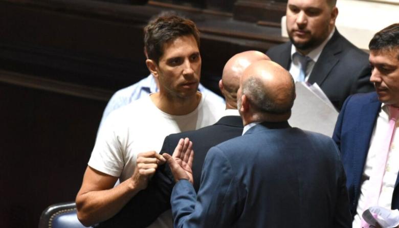 Denuncian a Passaglia por desobedecer una orden de la Suprema Corte