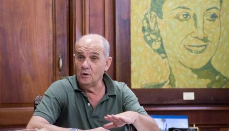 Zurro: “Es la época de cagones y traidores”