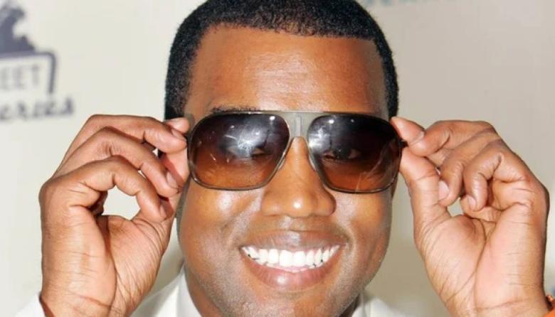 Jugar a ser “Yeezus” para luego pedir perdón