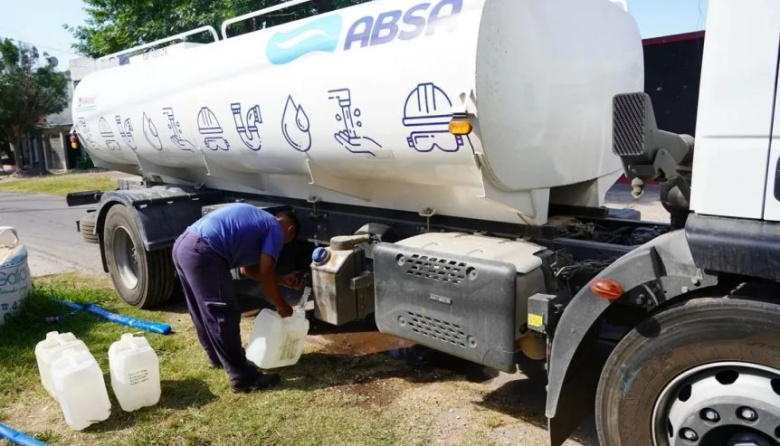 Arsénico: obligan a enviar un camión de agua a un distrito bonaerense