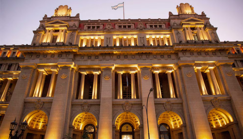 La Corte Suprema puso límites al cálculo de intereses en juicios laborales