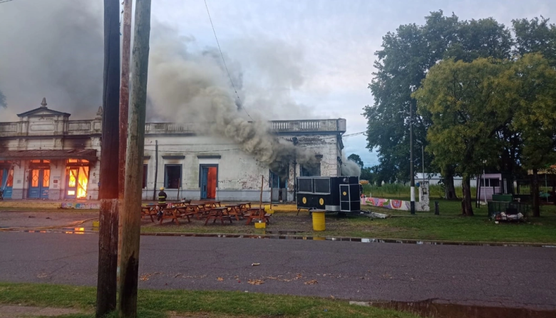 Aguardan informes de los peritos de Junín para establecer las causas del incendio