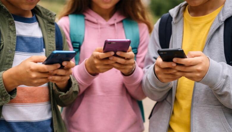 ¿Menores de 13 años sin redes en Provincia?