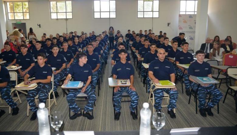 Nació Ezeiza Alfa, una nueva fuerza policial con “criterios profesionales”