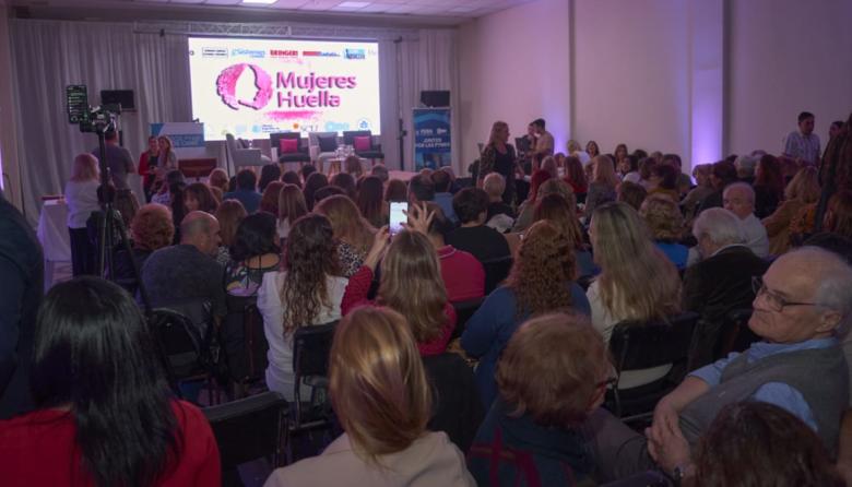Últimos días para que la comunidad postule a las “Mujeres Huella 2026”
