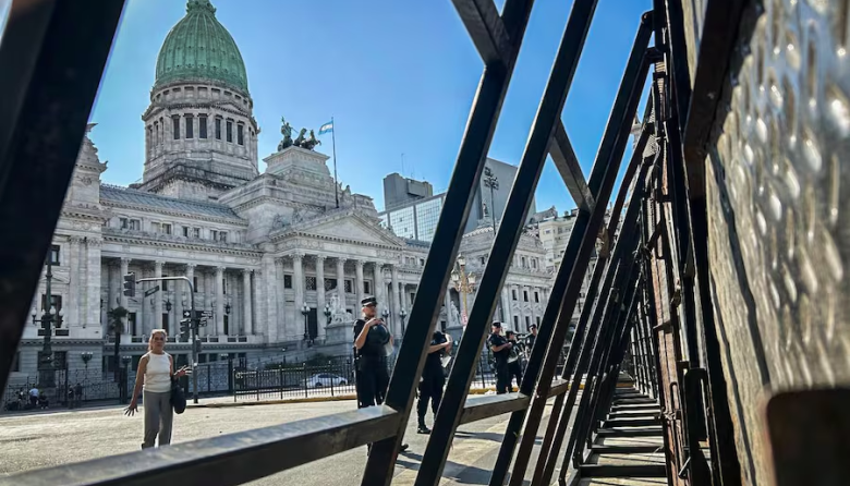 Pymes marchan al Congreso para frenar el industricidio