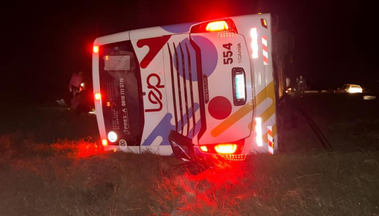 Volcó un colectivo cerca de San Pedro: hay al menos 45 heridos