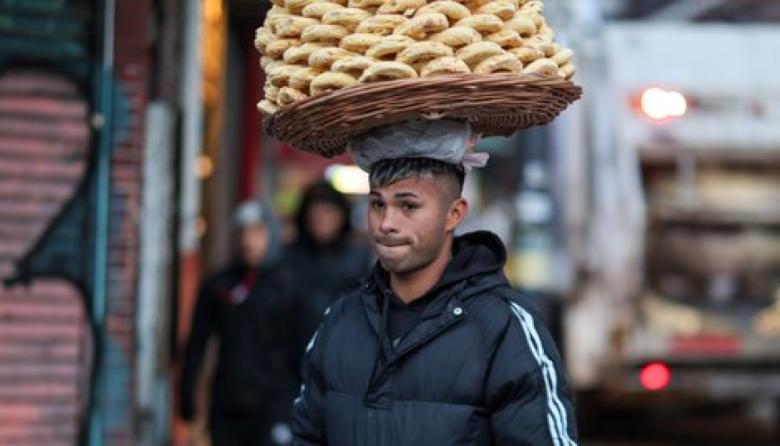 Dos millones de personas están desocupadas o trabajan en negro en la Argentina