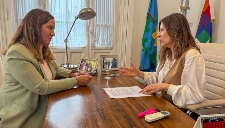 Valeria Arata se reunió con Florencia Saintout para fortalecer la agenda cultural en Junín y la región