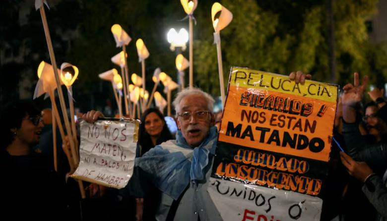 Bono congelado y devaluado: el Gobierno ratificó los 70 mil pesos para jubilados