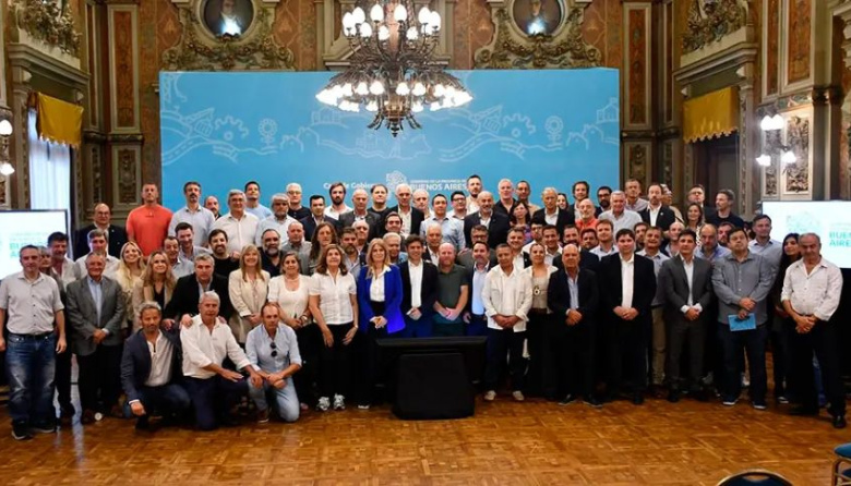 El que no llora no mama: Acuerdo PJ-UCR-PRO por los fondos para intendentes