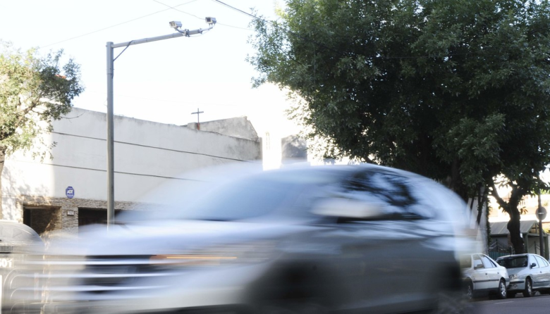 Fotomultas: La Justicia Federal investiga coimas y lavado de dinero que involucra a municipios, empresarios y universidades