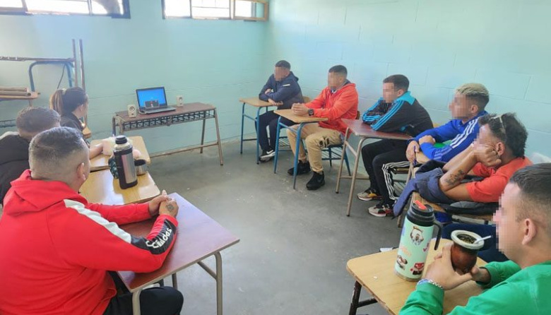 'Herramientas para volver a empezar': Charla en la Alcaidía de Junín