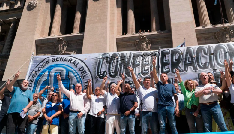 Cámara del Trabajo revoca la cautelar y restablece 82 artículos de la reforma laboral